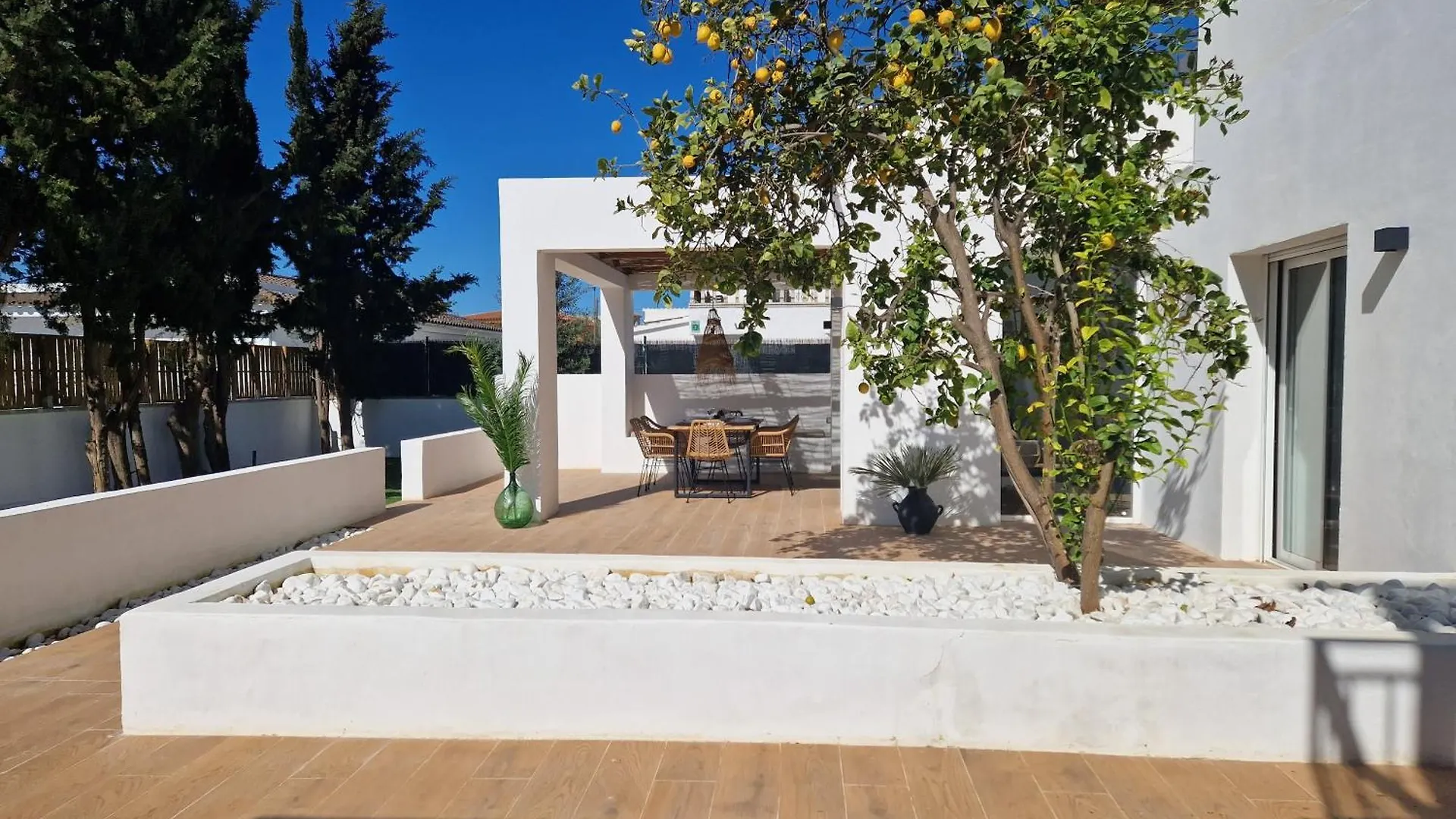 Apartament Gorgot 4P D Con Terraza Y Piscina Comunitaria Cerca De La Playa Empuriabrava Spain